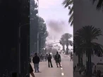 Proteste a Los Angeles dopo i raid degli agenti federali per arrestare gli immigrati illegali