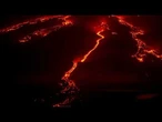 Un drone filme des rivières de lave dévalant l’Etna