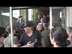 Torino, studenti pro-Palestina protestano davanti ai cancelli del Politecnico