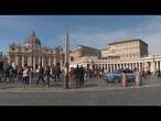 Papa Francisco, ausente do Angelus, agradece fiéis por suas orações | AFP