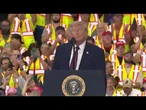 Trump balla 'Ymca' a un evento politico in Pennsylvania