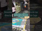 Desenho de Neymar em pintura de rua diverte torcedores em clima de Copa no Rio de Janeiro