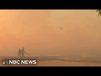 European wildfires threaten popular tourist sites in Italy and Greece