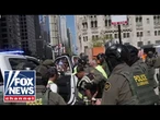 Federal agents ramp up arrests during anti-ICE protests in Chicago