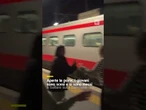 Treno con 5 ore di ritardo? Si balla sulla banchina