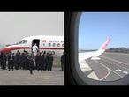 Caótico fim da visita do papa, que volta a Roma no avião do rei da Espanha | AFP