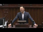 „Wasz kurator dostał zgodę na zamykanie szkół!” – Ciecióra ostro w Sejmie