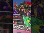 Erika Hilton cobra Senado e defende o fim da escala 6x1 durante a Parada LGBT em SP