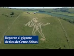 Reparan el gigante de tiza de Cerne Abbas, en Reino Unido