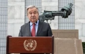 Guterres dice que el mundo necesita "voces fuertes" que apuesten por la paz tras la elección León XIV