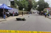 Motociclista es decapitado por cable luz que se desprendió por el paso de un tractocamión (Videos)