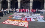 Colocan fichas de búsqueda en el centro de Cuernavaca; madres exigen audiencia con la gobernadora
