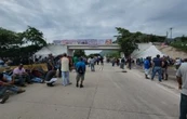 Colapsan la autopista del Sol y la carretera federal México-Acapulco