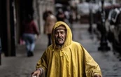 Lluvias fuertes y chubascos seguirán azotando el miércoles a la mitad del país