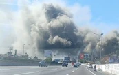 Fábrica de colchones se incendia en Ecatepec, Estado de México (Videos)