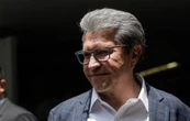 Ricardo Monreal presenta iniciativa para prohibir venta de bebidas energéticas a menores de edad