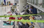 Crisis de personas sin hogar se desarrolla en el aeropuerto internacional de Madrid