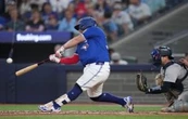 Kirk conecta dos jonrones y los Blue Jays aplastan a los Yankees 10-1