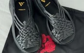 Adidas está en la mira del gobierno de Oaxaca por presunto plagio de huaraches