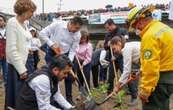 Denuncian exposición a tóxicos durante limpieza del Río Atoyac encabezada por Sheinbaum