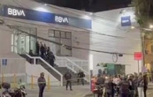 Asesinan en ataque directo a un hombre frente a un banco en Peralvillo