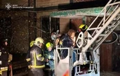 Dron ruso impacta en edificio de apartamentos en Ucrania y deja 4 muertos