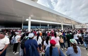 La CNTE bloquea el acceso al aeropuerto de Mérida