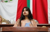 “El crimen organizado está arrasando”: galardonada con Premio de la Juventud encara a diputados (Video)