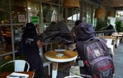 Protesta contra la gentrificación en la CDMX termina en vandalismo y acoso a turistas (Videos)