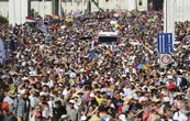 Cien mil personas marchan en el Orgullo de Budapest en abierto desafío a la prohibición húngara