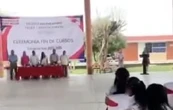 Alumna de preparatoria denuncia acoso sexual en clausura de cursos; detienen a maestro