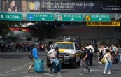 La CNTE cumple su amago y bloquea los accesos a las dos terminales del AICM (Video)