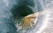 Entra en erupción un segundo volcán en el este de Rusia tras el terremoto de magnitud 8.8