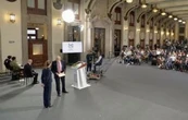 Sheinbaum desata controversia por instrucción al secretario de Salud en plena conferencia (Video)