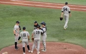 Yankees regresan a casa al borde de la eliminación tras dos derrotas consecutivas en Toronto