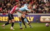 Haaland vuelve a marcar y Rodri se lesiona en la victoria del Manchester City 2-1 ante el Brentford