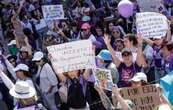 Miles de mujeres marchan en CDMX: "Claudia, no llegamos todas"