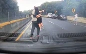 Fernández Noroña presume que Emiliano González rescató a niño de una camioneta volcada (Video)