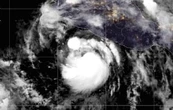 Flossie se fortalece a huracán categoría 1; esta es su trayectoria
