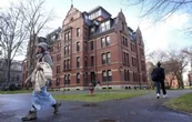 Justicia de EU vuelve a bloquear la orden de Trump para suspender matriculaciones extranjeras en Harvard