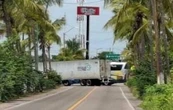 Enfrentamiento en Escuinapa deja bloqueo carreteros y despojos de unidades de carga