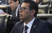 Néstor Camarillo renuncia al PRI y el tricolor pierde vicepresidencia del Senado