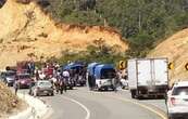 Cinco muertos deja enfrentamiento en Oaxaca; pobladores disputan terrenos de entronque carretero