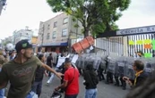 Peralvillo: chocan policías y manifestantes durante protesta en Escuela de Homeopatía (Video)