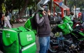 Repartidores de aplicaciones exigen claridad sobre ley para trabajadores de plataformas digitales