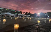 Con miles de veladoras iluminan explanada del Palacio de Gobierno en Culiacán