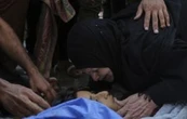 Ofensiva de Israel en Gaza deja ya casi 57 mil 900 muertos, tras otros 50 fallecidos más en 24 horas