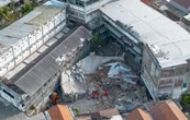 Aumentan a 64 los muertos por el derrumbe de una escuela en Indonesia