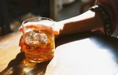 Profeco revela qué whisky mexicano barato cumple con la norma en 2025