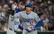 Ohtani iguala su récord de jonrones y Dodgers ganan el título divisional